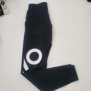 Alo Yoga Black Logo Hr Leggings Small Euc